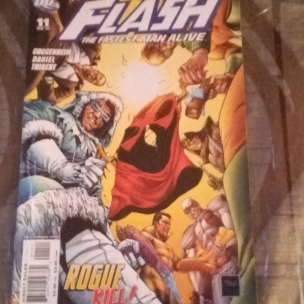 Comic Books - Picture 4 of 8